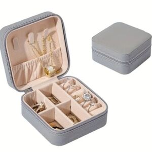 1pc Luxurious Travel Jewelry Box - Women's Accessories